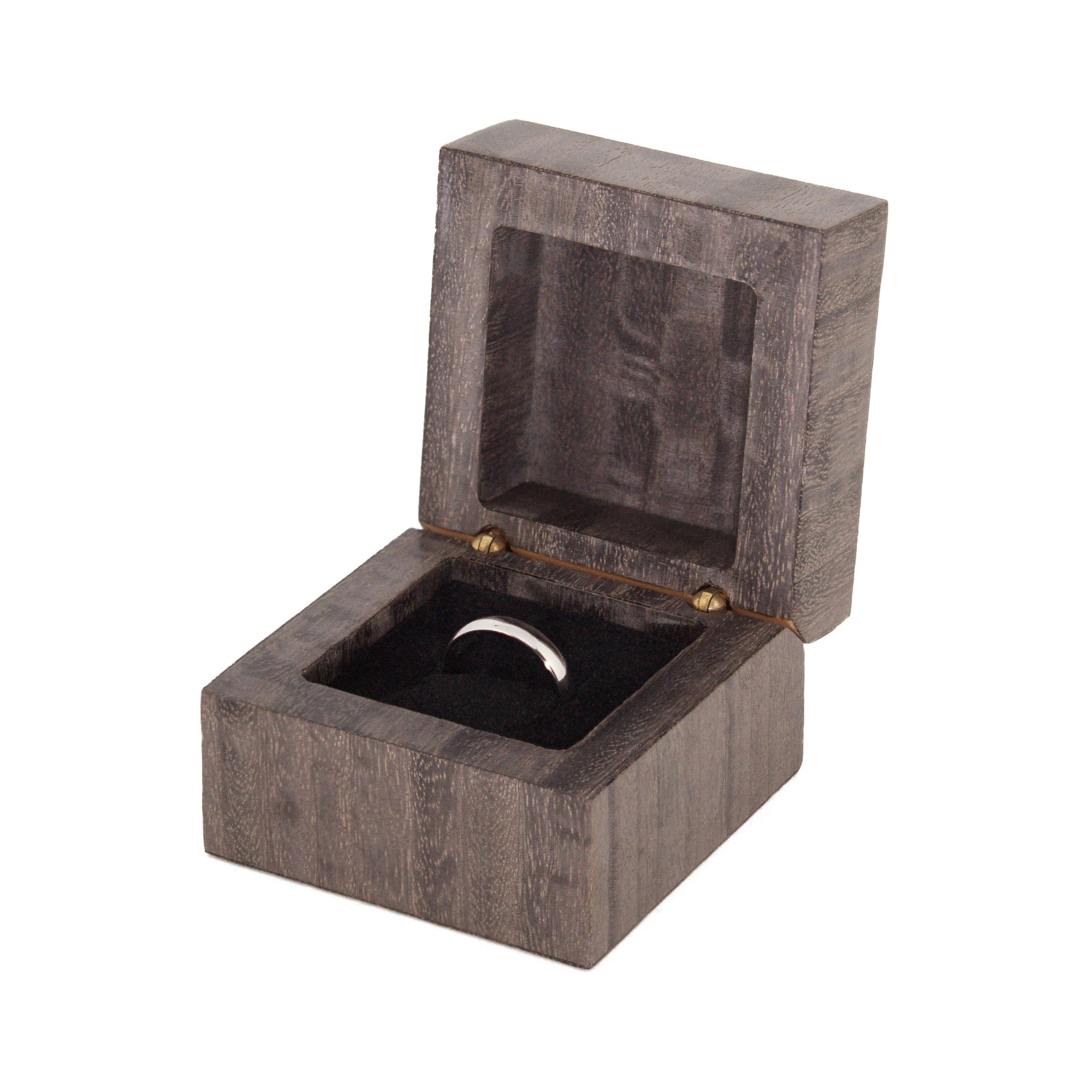 Dyed Eucalyptus Ring Box (No. 008)